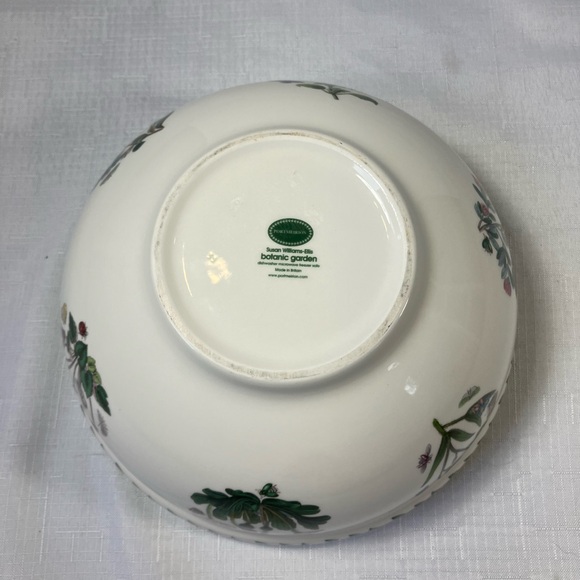 Portmeirion Botanic Garden Serving Bowl, Susan Williams-Ellis, Treasure Flower - Picture 6 of 7